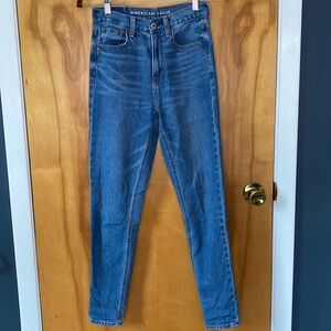 American Eagle mom jeans